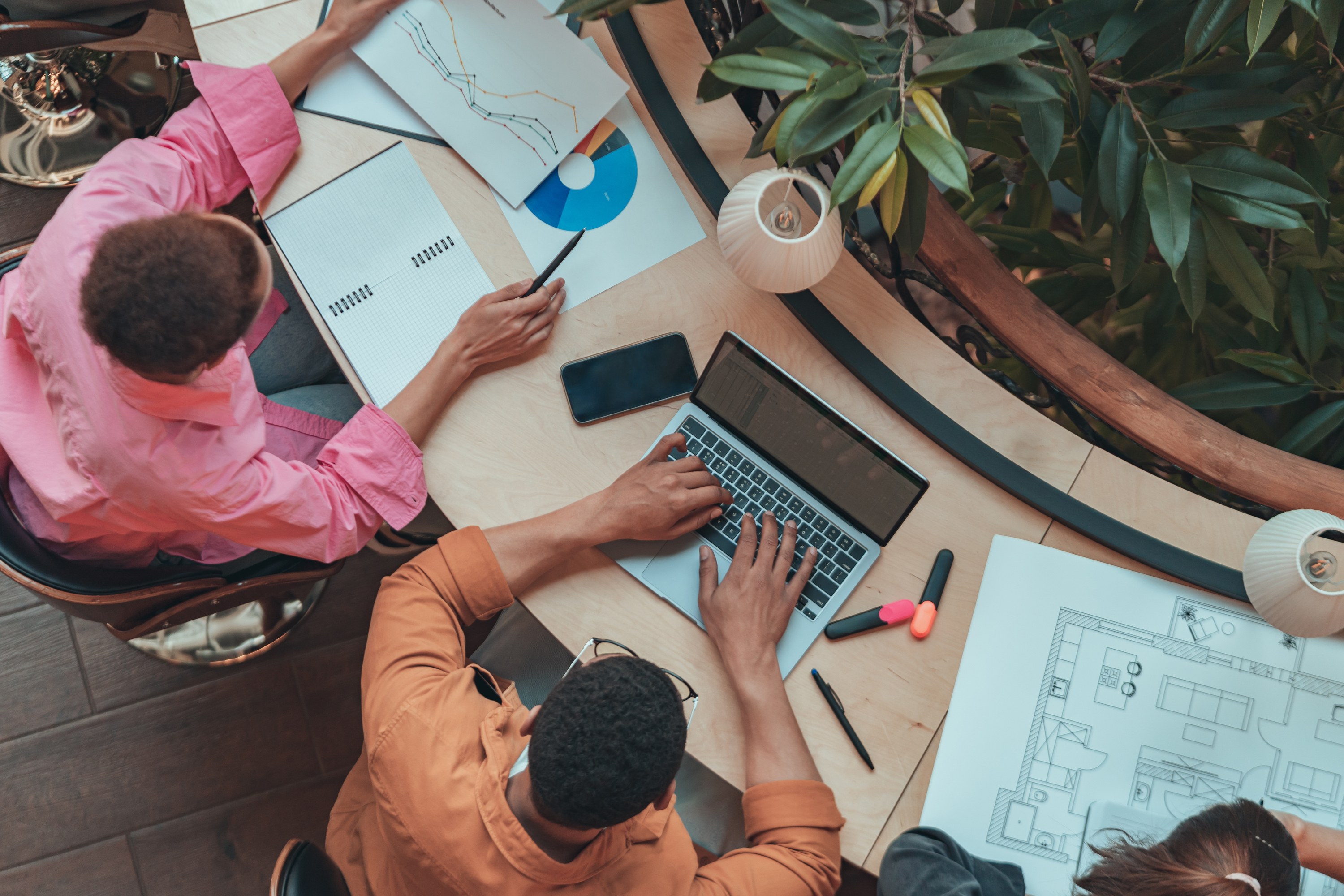 Team confronts CRM implementation challenges and user resistance